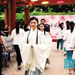 “南越漢風文化節”開幕 遺址上過把宮廷癮