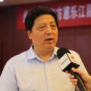 尋找幸?？鞓分?黃石市民政局領導赴東方惠樂考察指導