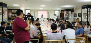 張仲亭書法藝術為國學經典插上翅膀座談會在濟南舉辦