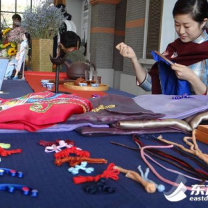 “回歸‘心’生活” “傳統文化集市”開進群藝館