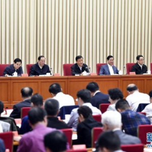 習近平：堅持以人民為中心創作導向 堅定人民信心振奮人民精神