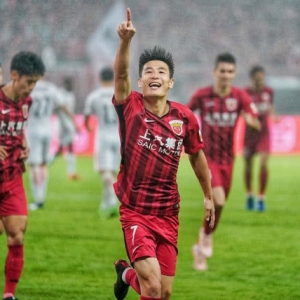 滬漂青年武磊12歲闖蕩上海灘 捧冠后這座城市會為他歡呼嗎？