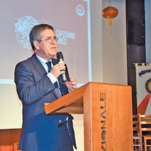 “中國的發(fā)展與我們每個人息息相關(guān)”