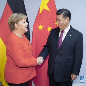 習(xí)近平會(huì)見(jiàn)德國(guó)總理默克爾
