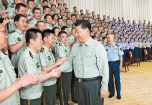 習近平在視察空軍某基地時強調 牢記初心使命 提高打贏能力 以優異成績慶祝新中國成立70周年