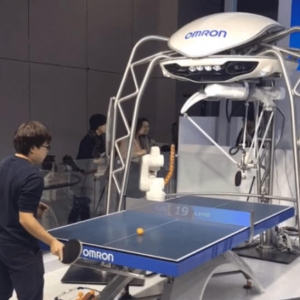 展品變商品 | 首屆“明星展品”歐姆龍乒乓球機器人，今已“飛入尋常百姓家”