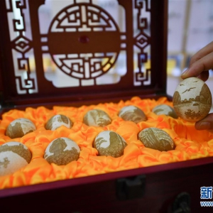 蛋殼上的“精雕細(xì)琢”