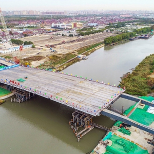 上海寶山又添新橋，跨蕰藻浜大橋整體頂推到位