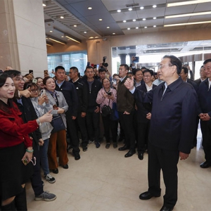 李克強(qiáng)新解“贛服通”：干出成效，讓老百姓干事創(chuàng)業(yè)事事順、萬事通