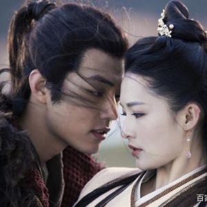 《狼殿下》還沒著落，李沁卻偷偷帶來新劇，男主是再熟悉不過的他