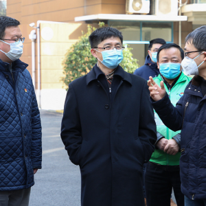 長寧區(qū)區(qū)委書記王為人檢查指導疫情防控工作