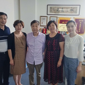 劉松林會長慰問團體會員上海韋毓醫療器械有限公司、上海偉方電子科技有限公司