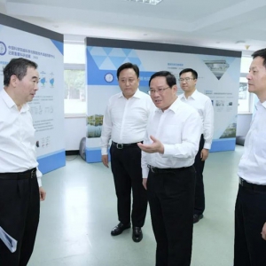 上海市委書記李強昨天調研松江，要求進一步強化高端產業引領功能，充分發揮科技和產業創新開路先鋒作用！