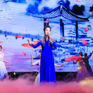 馨中有夢·中國畫卷——李藝馨新歌發布會暨個人演唱會成功舉行