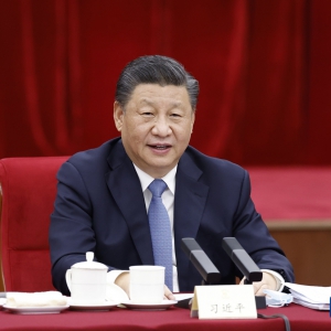 （兩會受權(quán)發(fā)布）習近平看望參加政協(xié)會議的農(nóng)業(yè)界社會福利和社會保障界委員