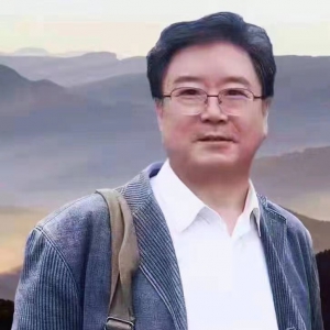 黃玉龍：剪一片月光鋪在枕上（組詩）